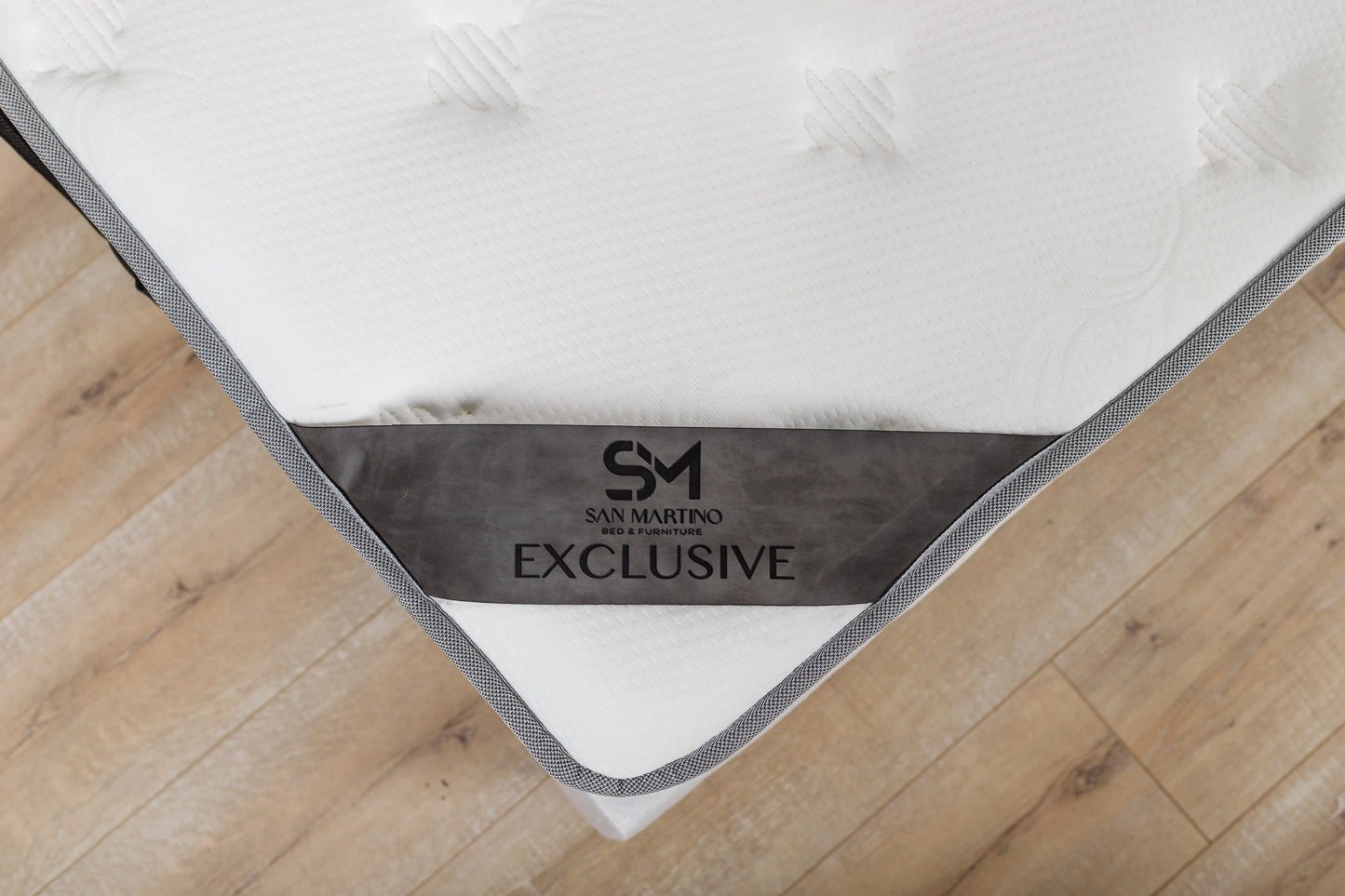 Matelas Confort 32 cm à Ressorts + Sommier 160x200 + Pieds Inclus