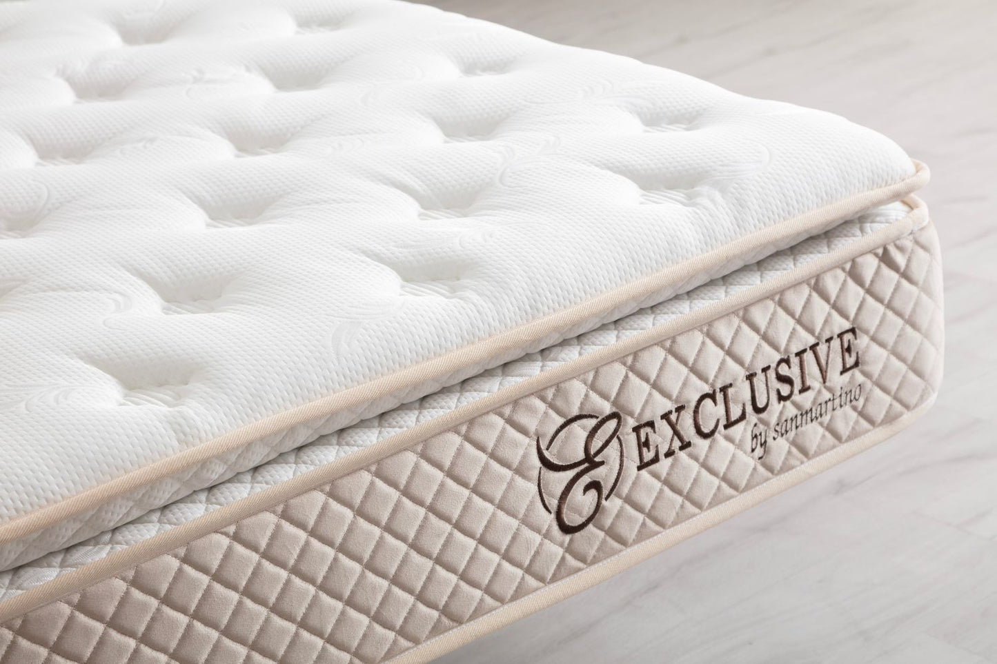 Matelas San Martino Exclusif Ressorts Beige - 32 cm avec surmatelas Intégré 160x200