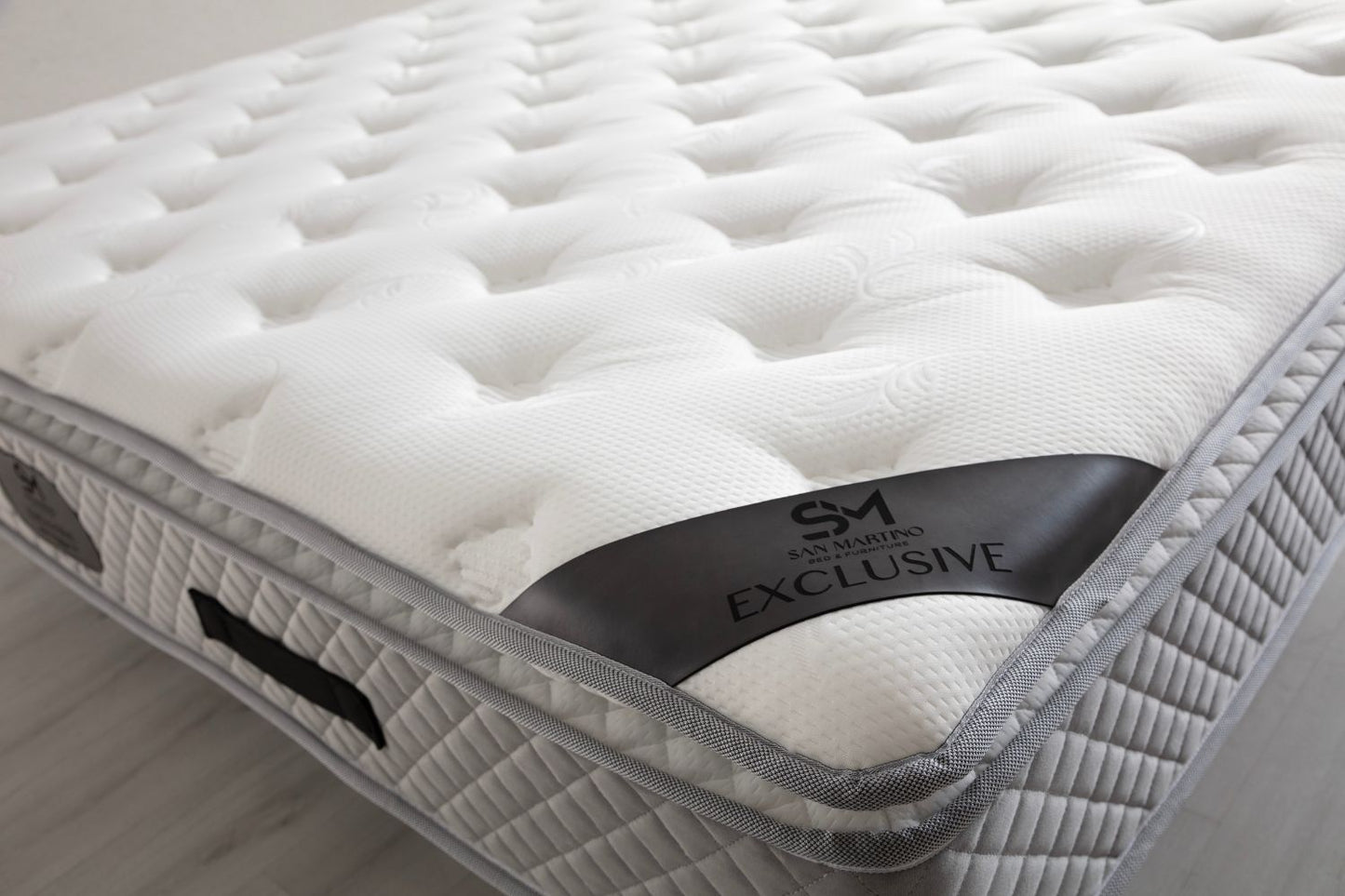 Matelas San Martino Exclusif Ressorts Gris - 32 cm avec surmatelas Intégré 140x190